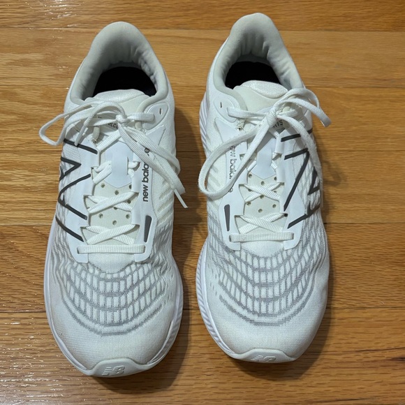 🌺Men's NEW BALANCE Fuelcell Prism V2 Running Shoes - Picture 8 of 10